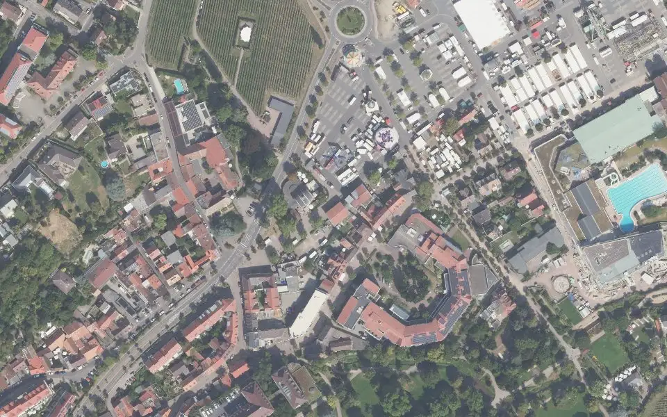 Luftbild der Umgebung von wein dom in Bad Dürkheim