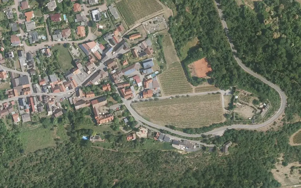 Luftbild mit der Einzellage Schloßberg