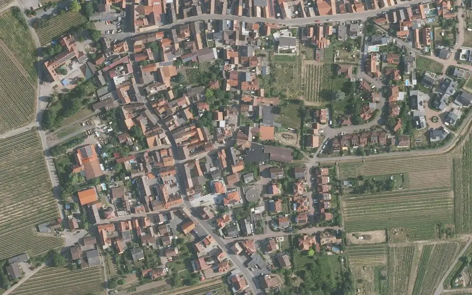 Luftbild der Umgebung von Weingut Herbert Bender in Kallstadt
