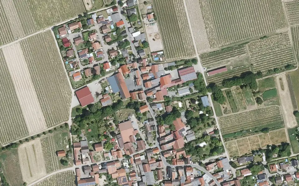 Luftbild der Umgebung von Weingut Kroll in Bermersheim