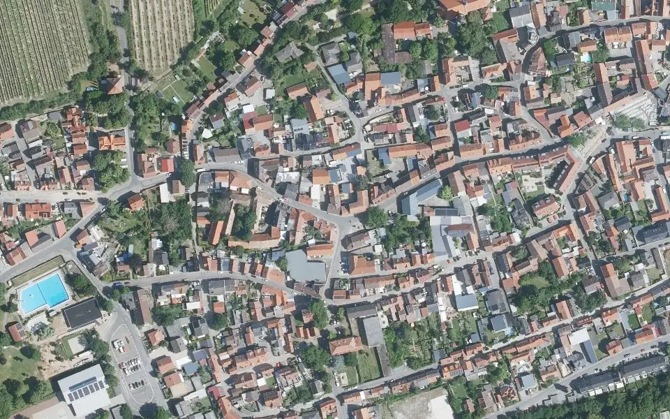 Luftbild der Umgebung von Weingut Pflüger, Umstadt in Worms
