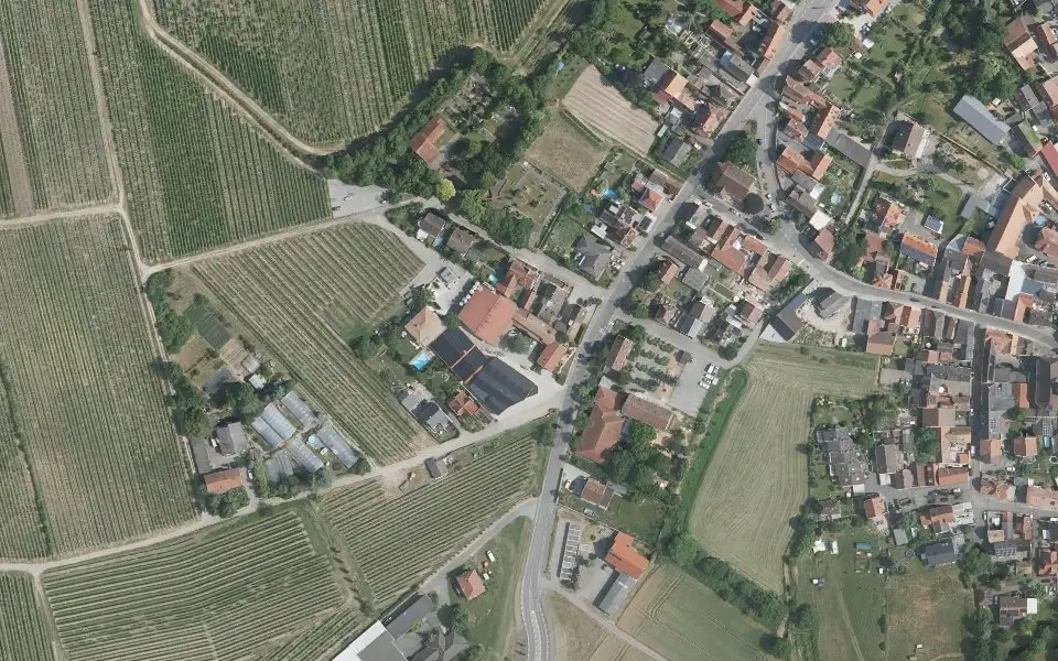 Luftbild der Umgebung von Weingut Philipp Kuhn in Laumersheim