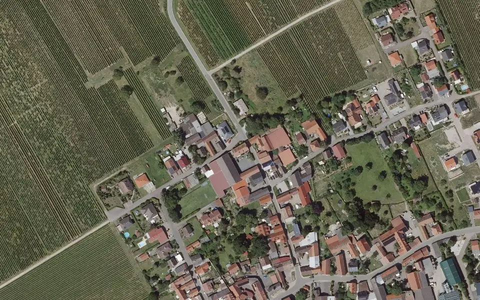Luftbild der Umgebung von Weingut Strebel in Wintersheim